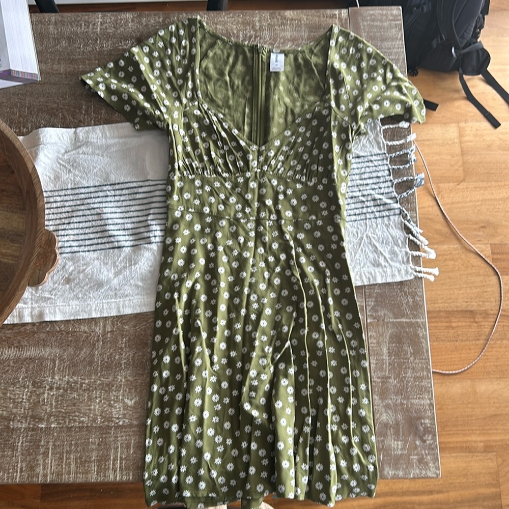 Abound XS spring dress